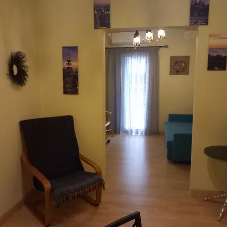 Claires 1 στην νέα παραλία θεσσαλονίκης *
